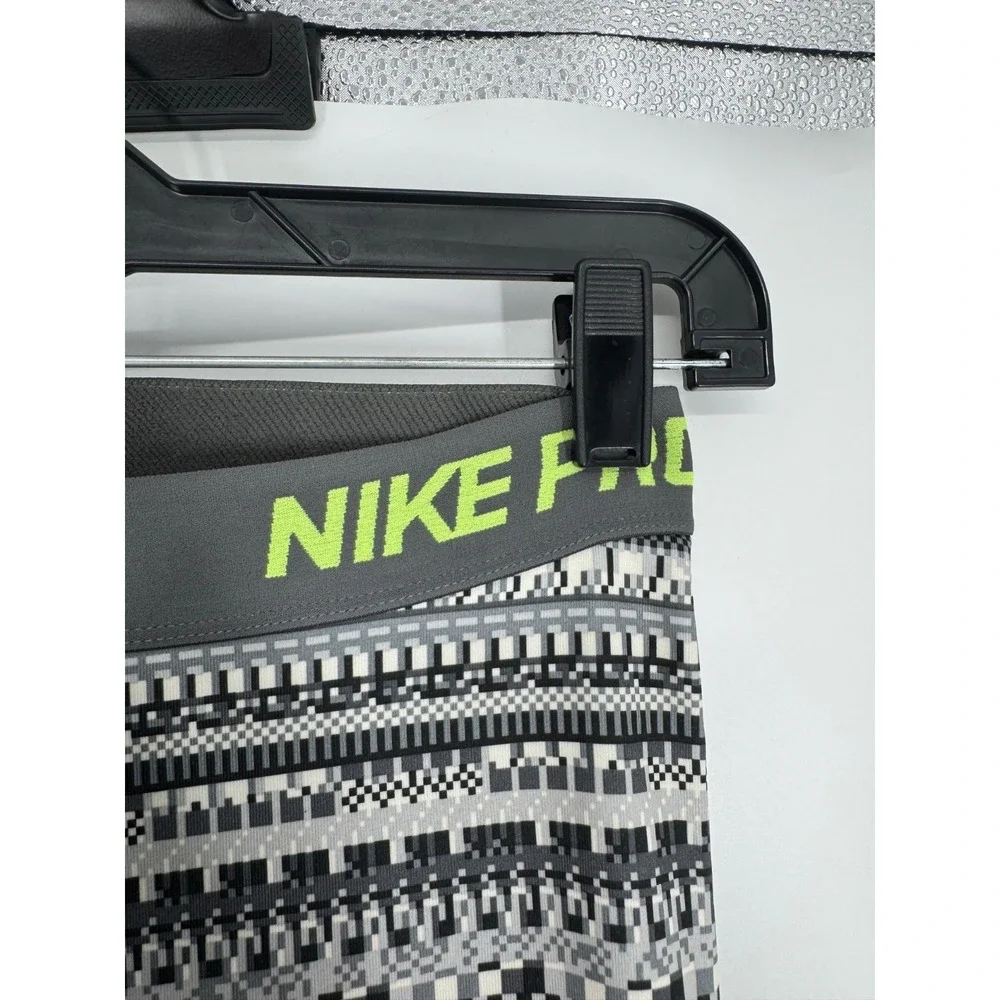 Nike Pro Hyperwarm Running Leggings Women M Striped Geometric Dri Fit 683717-065